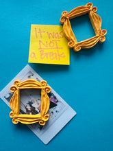 Load image into Gallery viewer, Friends Frame Magnet Set