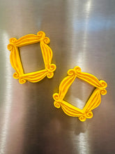 Load image into Gallery viewer, Friends Frame Magnet Set