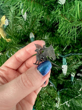 Load image into Gallery viewer, Black Dragon Earrings