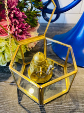 Load image into Gallery viewer, HIMYM Wedding Ring Box/ Met Mother Merch/ Pop Culture Proposal Box/ Blue French Horn/ Yellow Umbrella